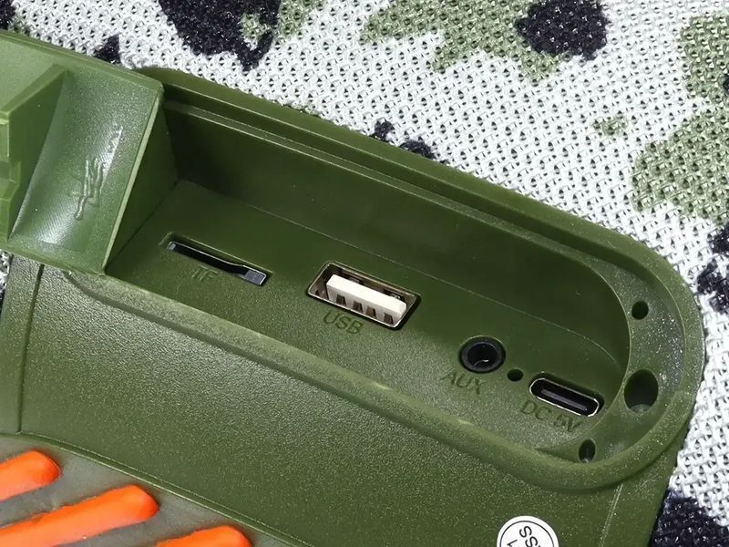 Мінідинамік Bluetooth RGB B21 з підсвіткою, портативна бездротова колонка 3029029836 фото